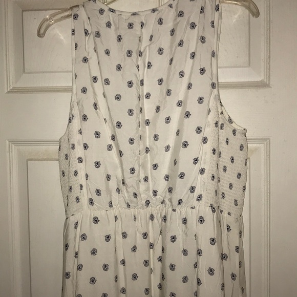 Knee length dresse - Picture 5 of 6